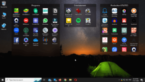 Screenshot of a desktop cluttered with icons